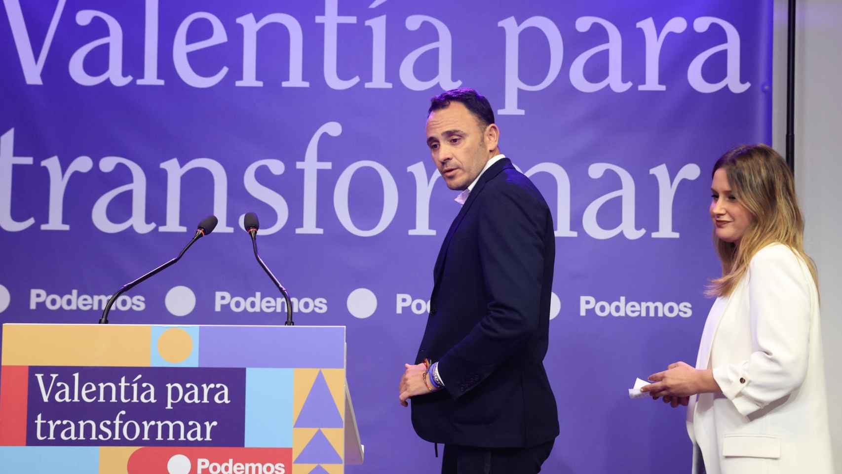 Los candidatos de Podemos al Ayuntamiento y la Comunidad de Madrid, Roberto Sotomayor y Alejandra Jacinto.