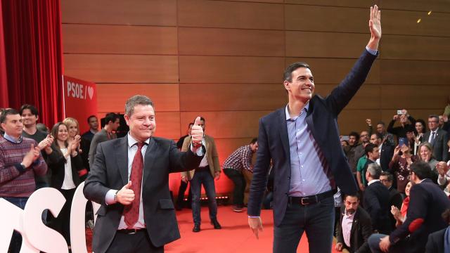 Emiliano García-Page y Pedro Sánchez en una imagen de archivo. Foto: Óscar Huertas.