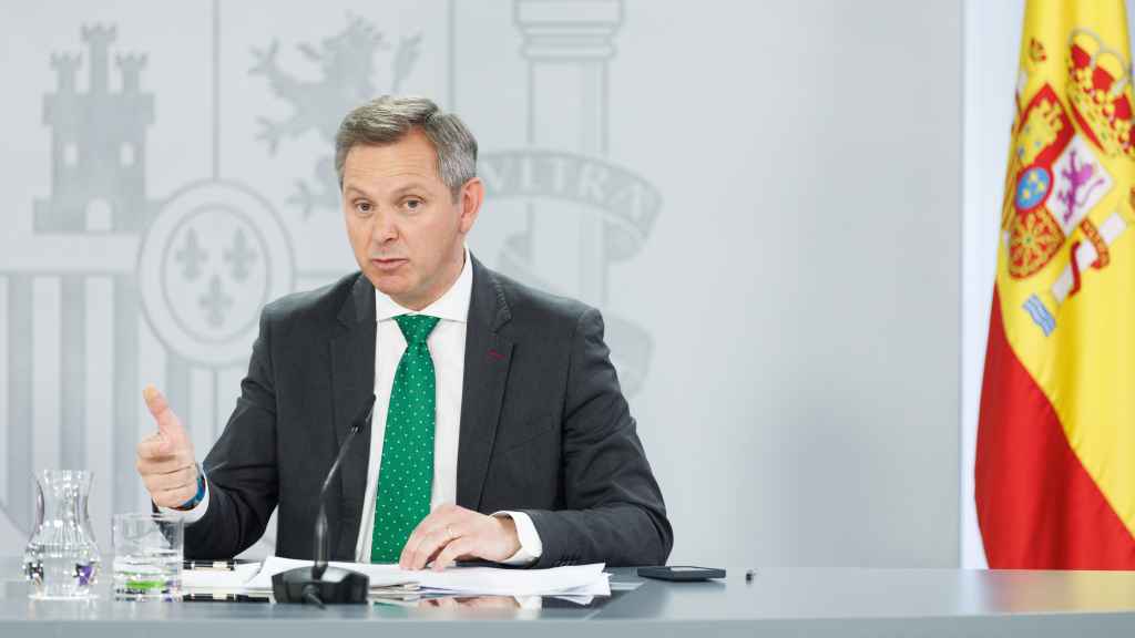 José Miñones, ministro de Sanidad, en el Palacio de la Moncloa.