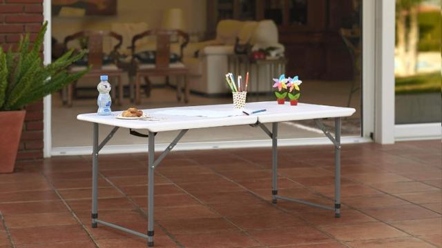 Probamos la mesa plegable más vendida en Amazon: ¡ahora tiene un 23% de descuento!