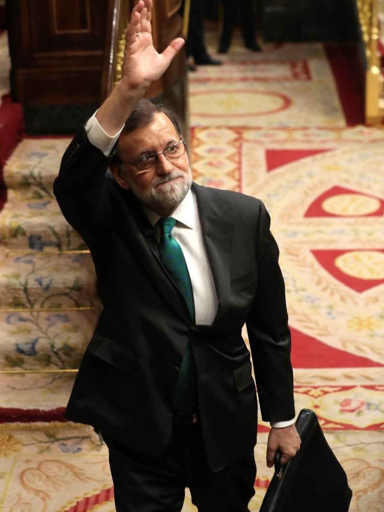 Mariano Rajoy despidiéndose en el Congreso durante la moción de censura.