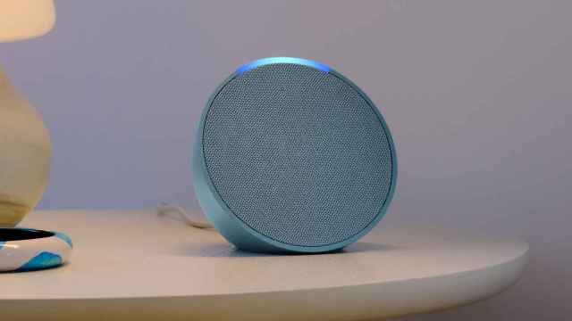 Una bombilla inteligente por 1 euro y compatible con Alexa y Google, el  chollo que se agotará este Black Friday