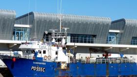 El buque Lajes do Pico en Ribeira (A Coruña)