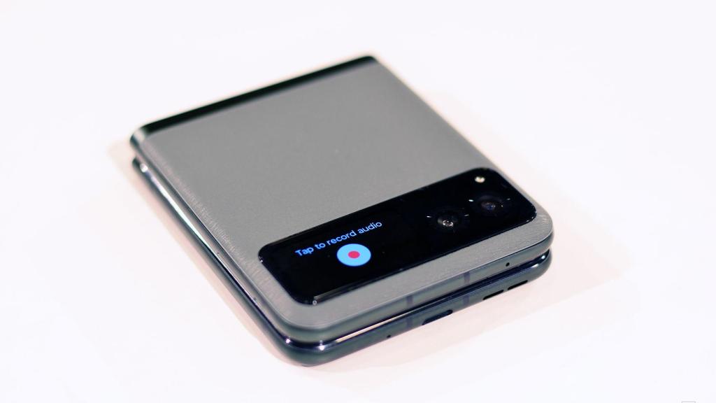 Motorola Razr 40