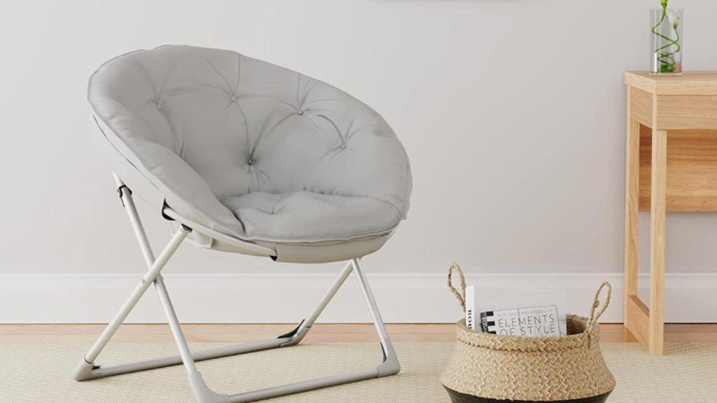 Dale un toque moderno a tu hogar con esta silla acolchada ¡que cuesta menos de 30 euros!