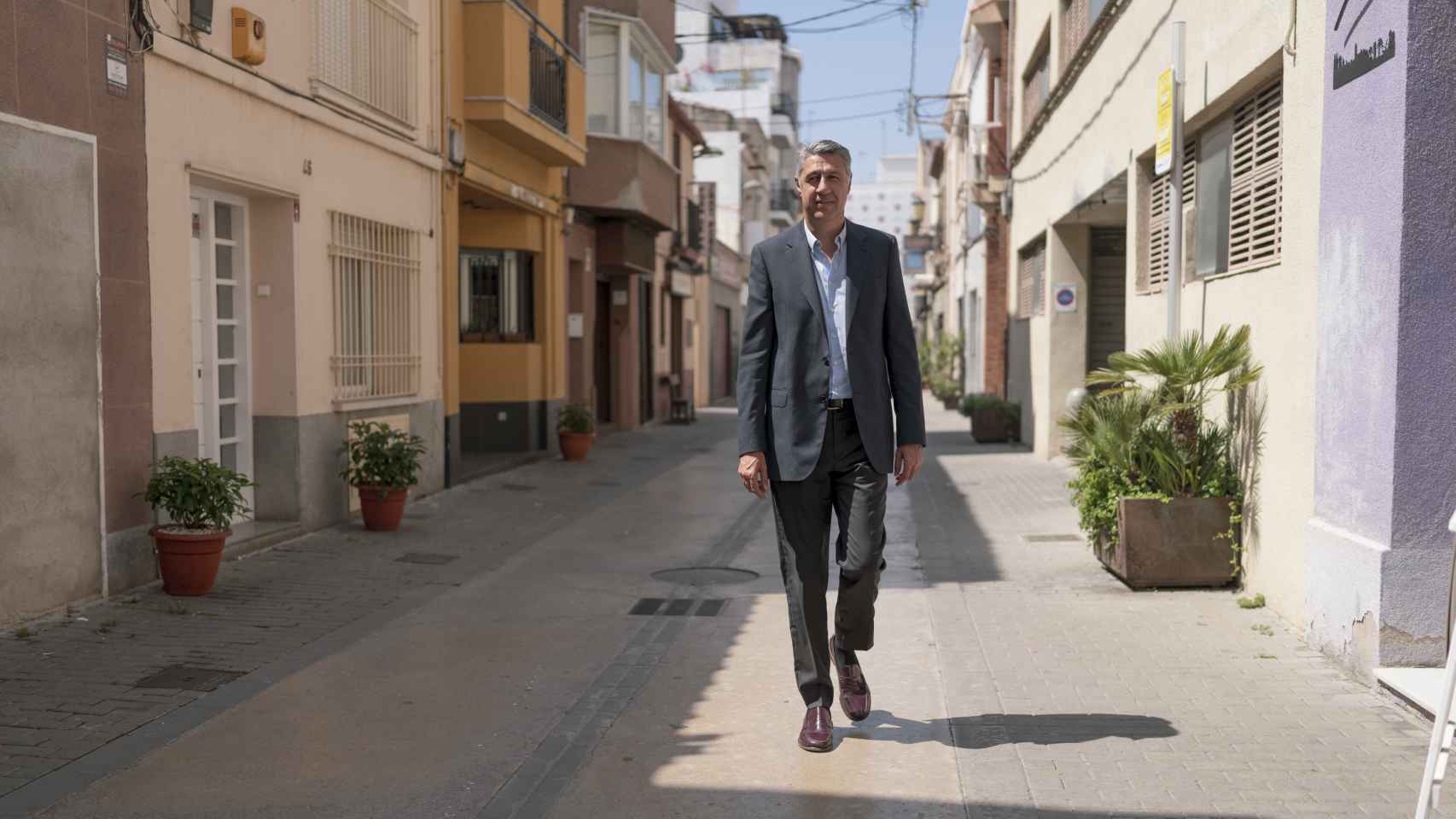 Xavier García Albiol en un momento de su entrevista con El Español | Porfolio por las calles de Badalona.