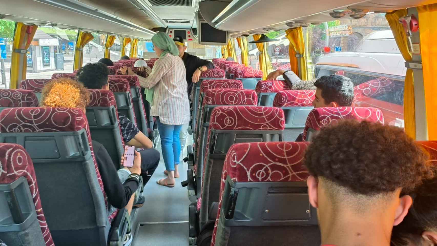 El interior del autobús.