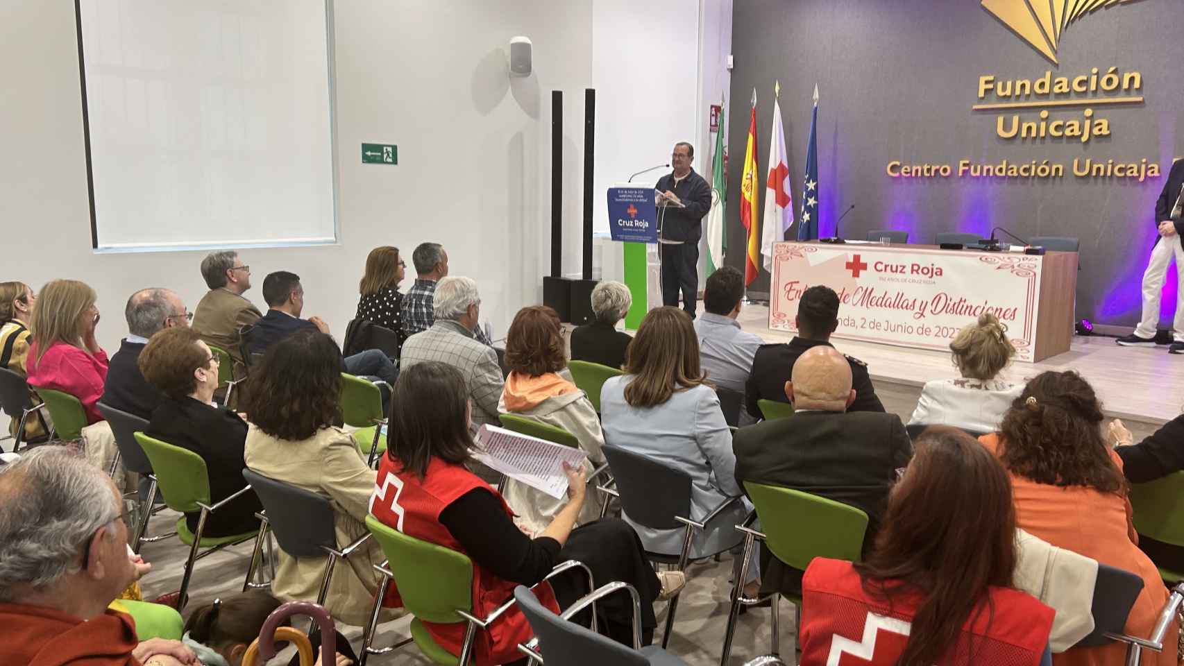 Cruz Roja Málaga entrega sus Medallas de Bronce para distinguir la solidaridad