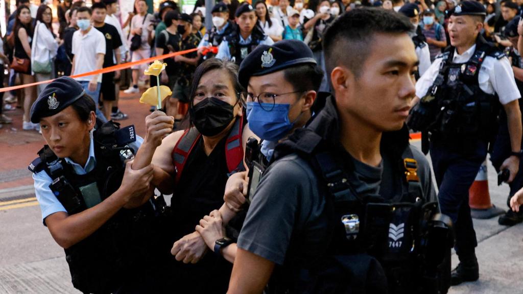 Detenidos en Hong Kong en el aniversario de la matanza de Tiananmen