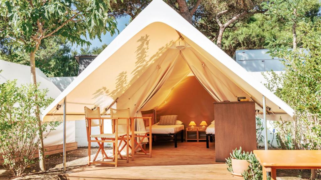 Un ejemplo de glamping.