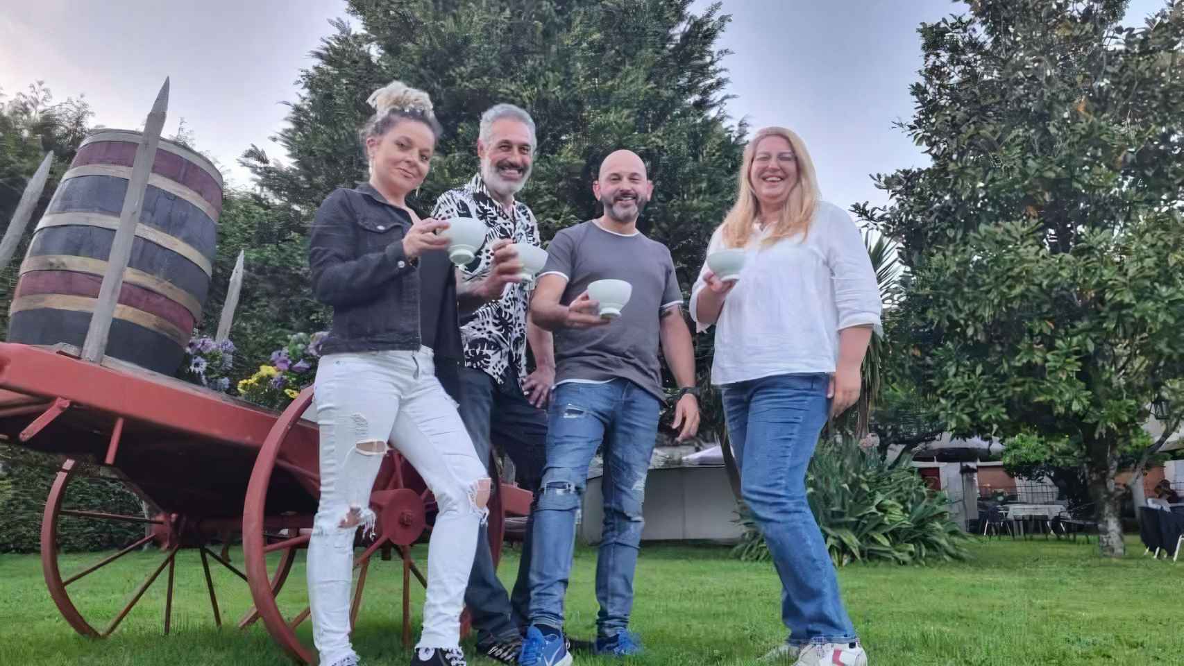 Los creadores de la ‘Guía Furanchín’: Lorena Cancelas, Daniel Álvarez, Juan Vidal y Ruth Fernández.