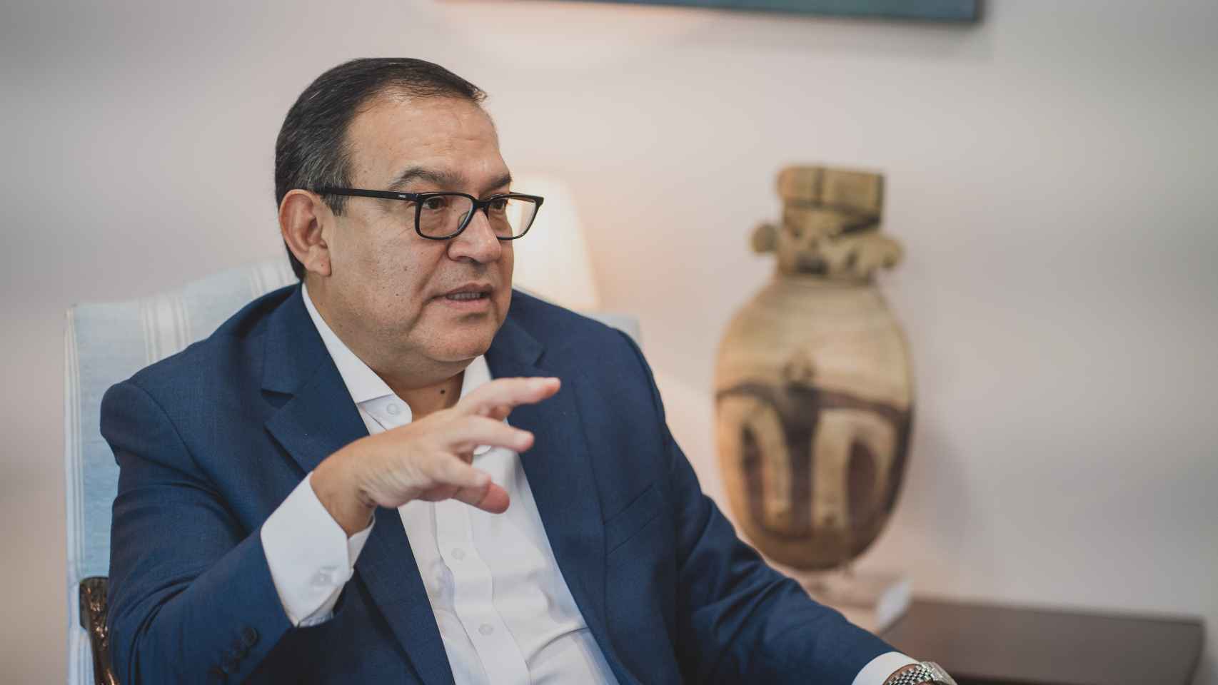 Presidente del Consejo de Ministros de Perú, Alberto Otárola, durante su entrevista con EL ESPAÑOL el 6 de junio de 2023.
