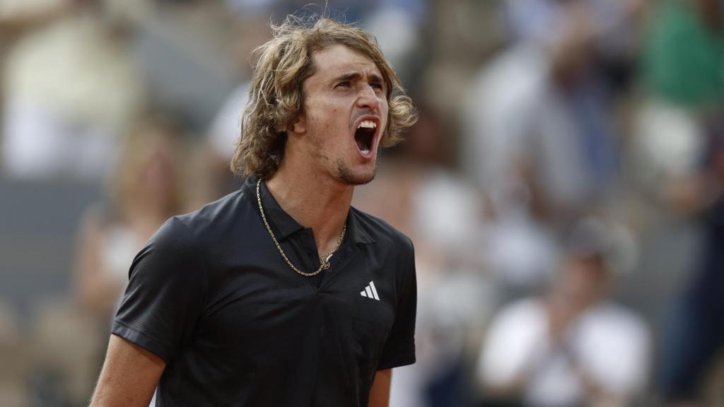 Zverev grita durante una acción en su partido de cuartos de final.