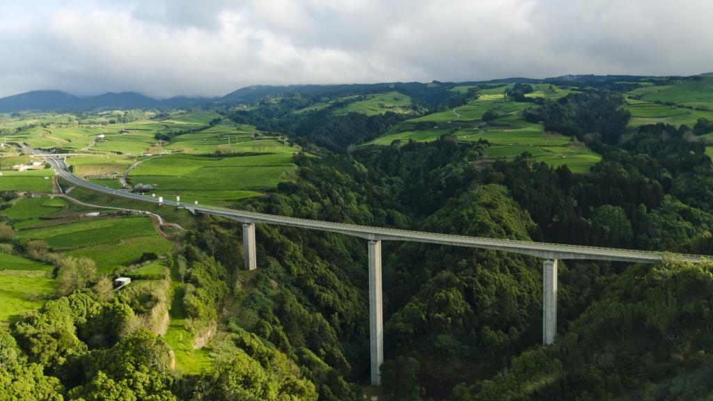 Autopista en las Azores