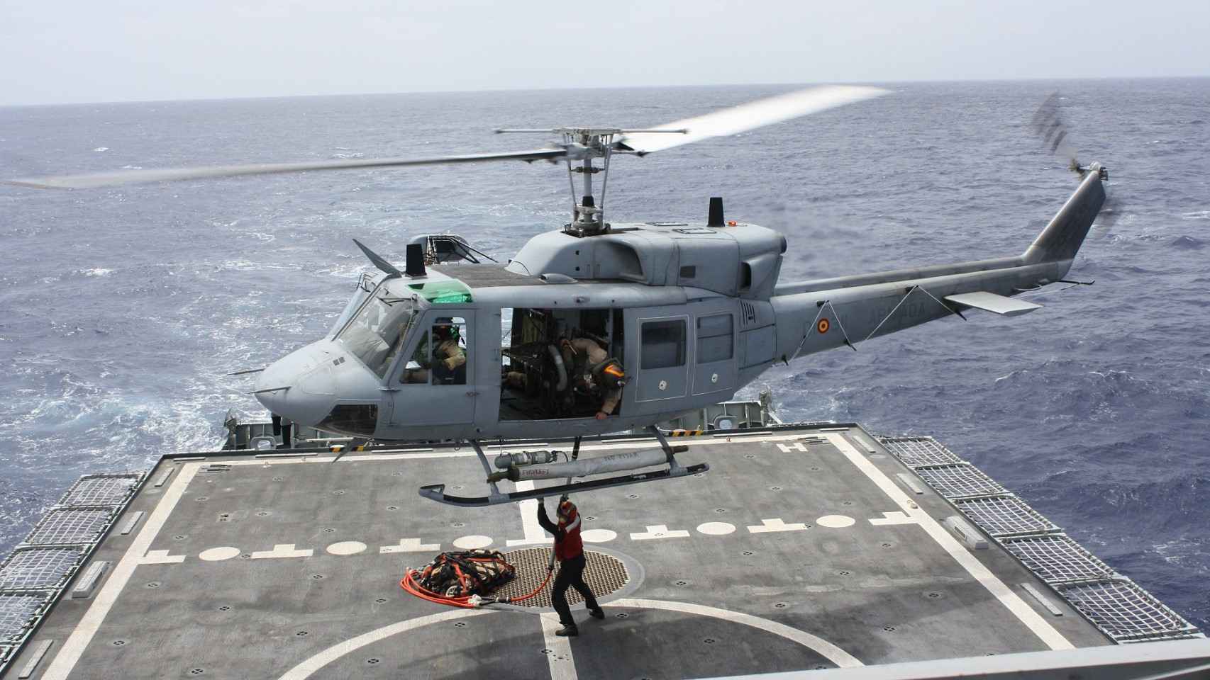 Helicóptero AB-212 de la Armada
