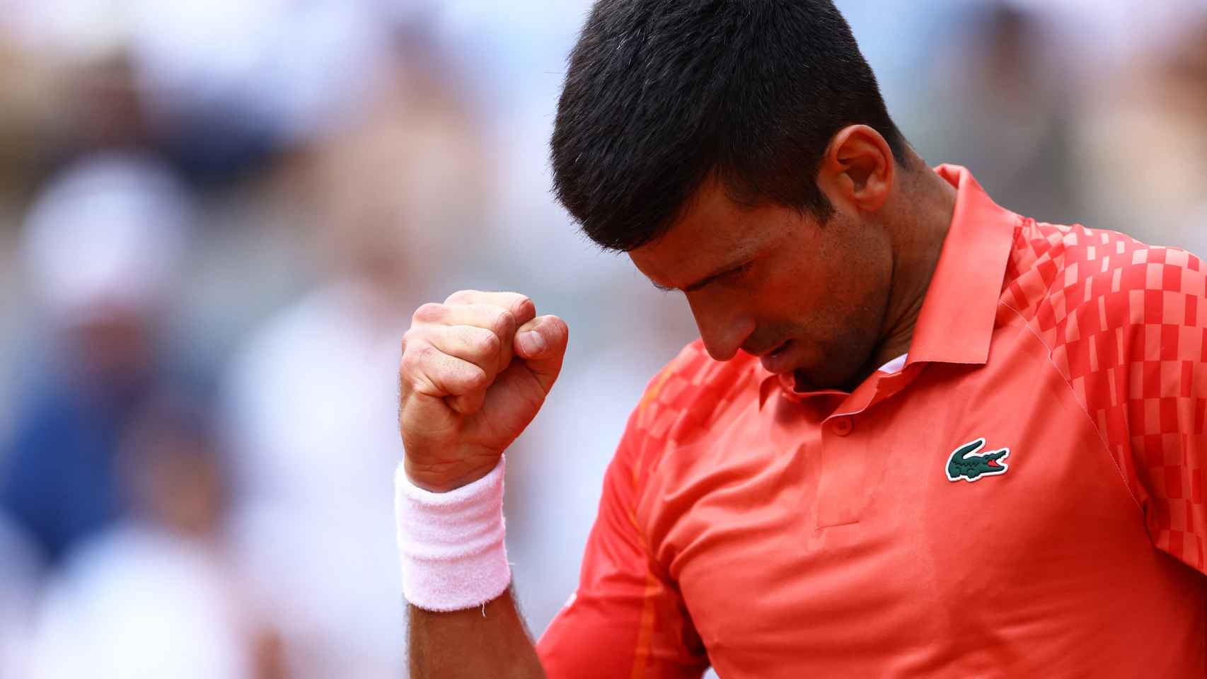 Djokovic, con el puño cerrado.