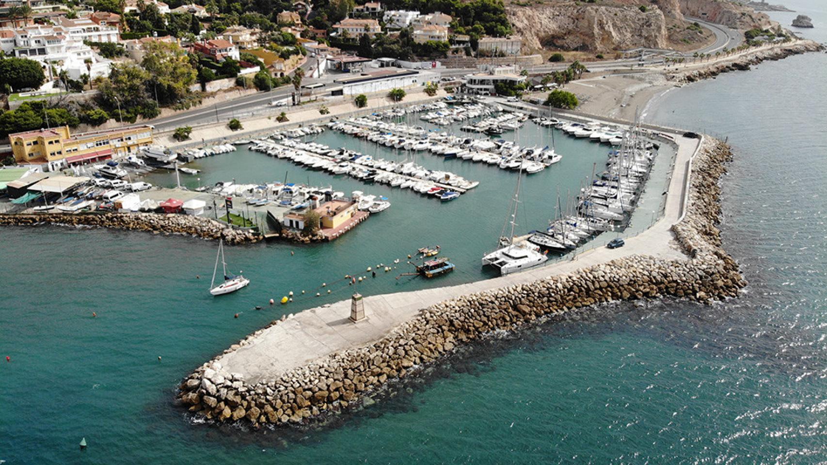 Vista del puerto deportivo de El Candado, en Málaga capital.