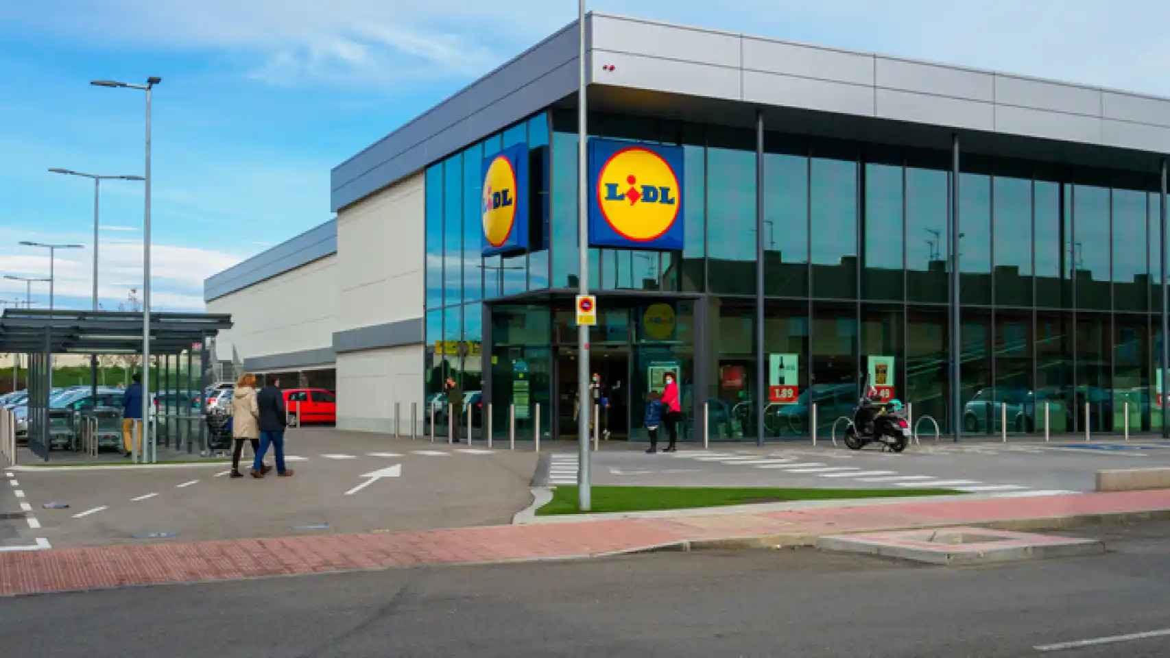 Fachada Lidl.