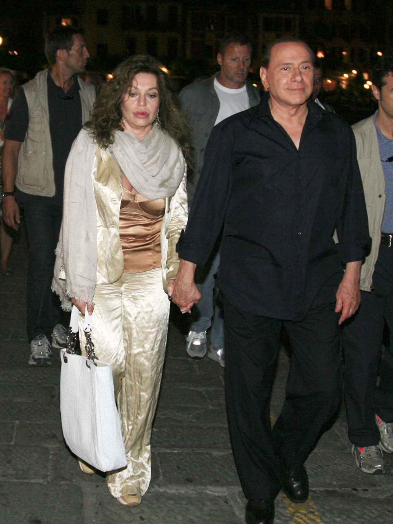 Silvio Berlusconi junto a Veronica Lario en 2008.