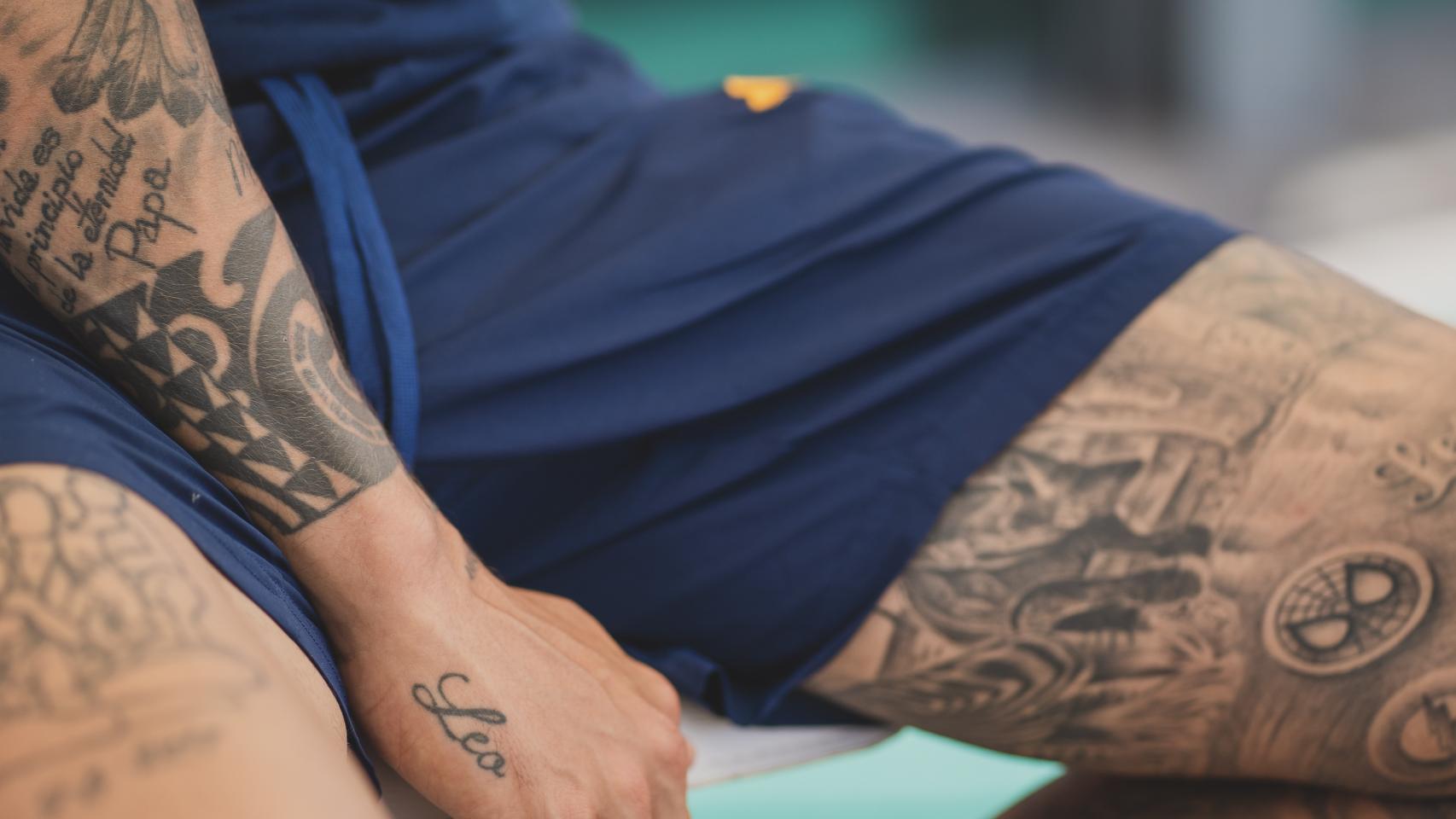 Detalle de los tatuajes de Joselu.