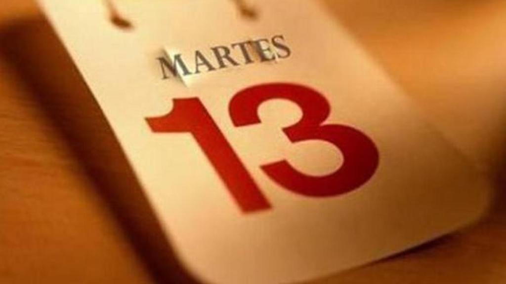 Calendario de un día martes 13