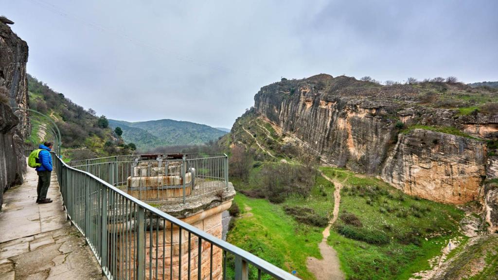 Presa del Pontón de la Oliva.