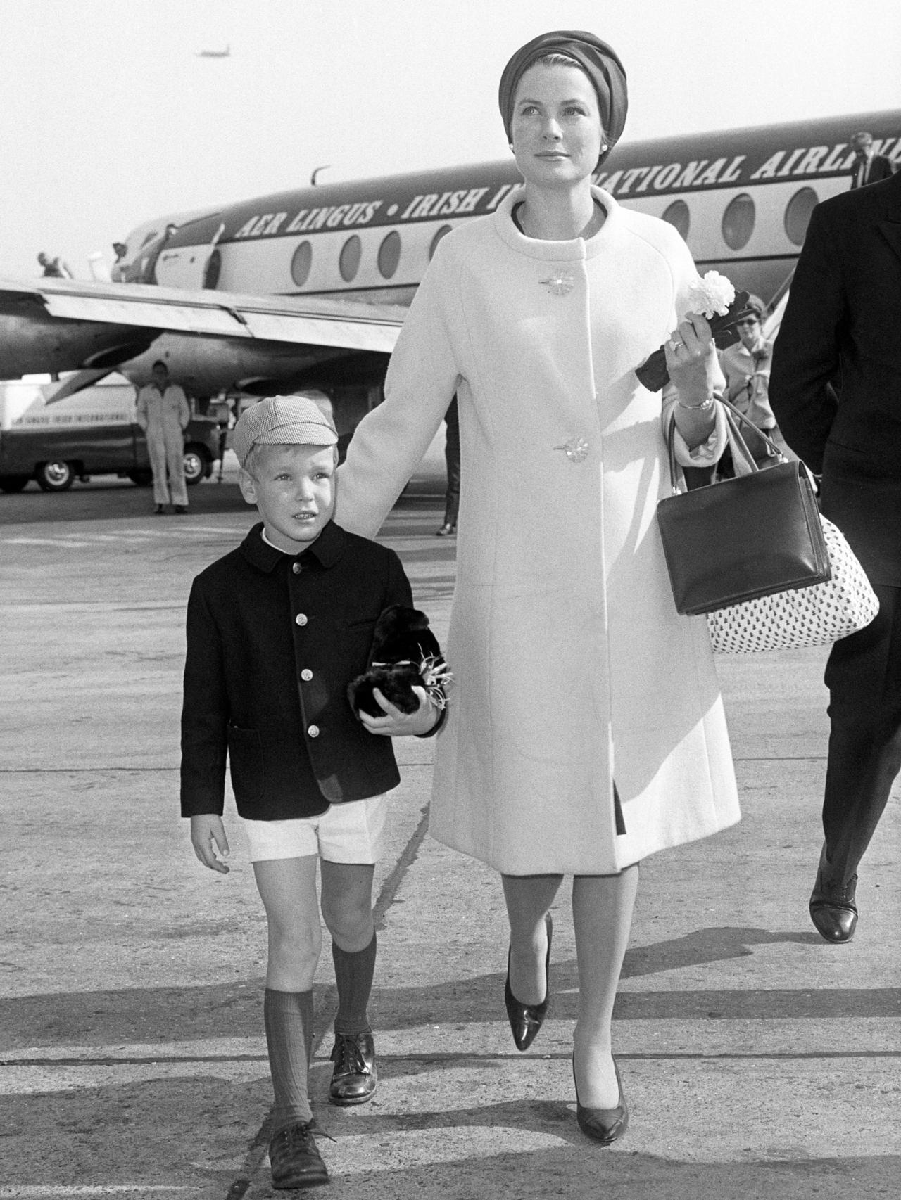 Grace Kelly y Alberto de Mónaco, en 1963.