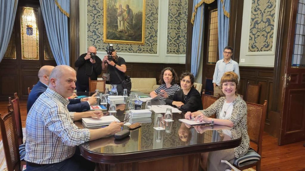 Acuerdo de PSOE y BNG en A Coruña para investir a Inés Rey, que volverá a gobernar en minoría