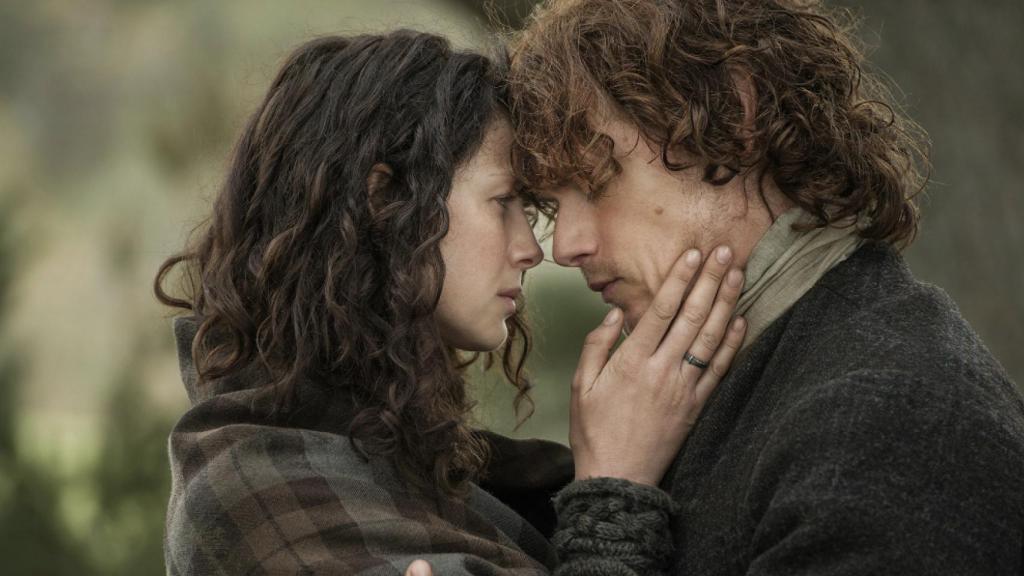 Jamie y Claire en la primera temporada de 'Outlander'.