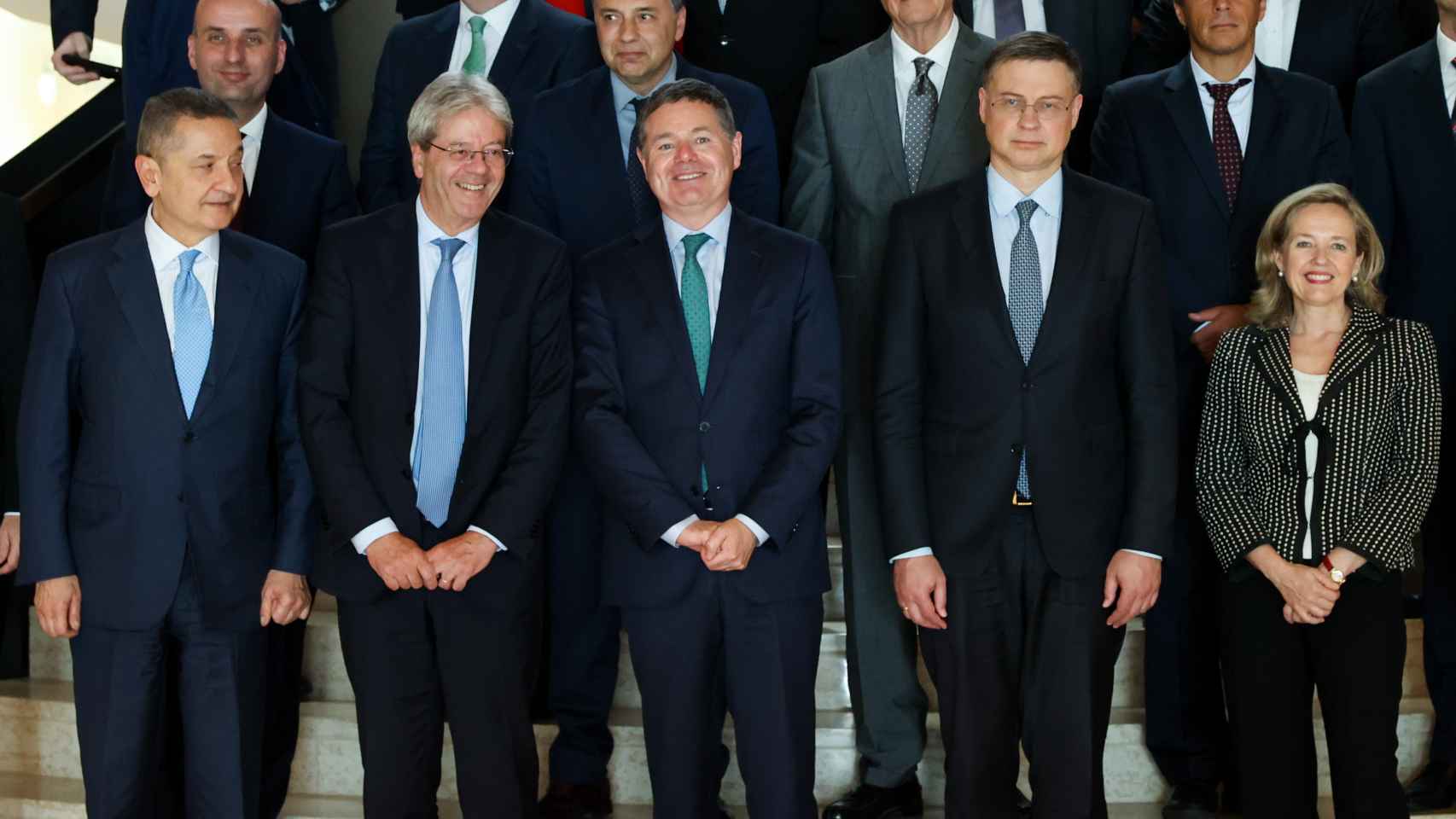 La foto de familia del 25 aniversario del Eurogrupo en Luxemburgo