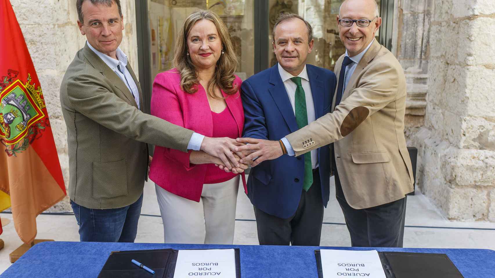 Acuerdo de PP y Vox para dirigir en coalición el Ayuntamiento de Burgos