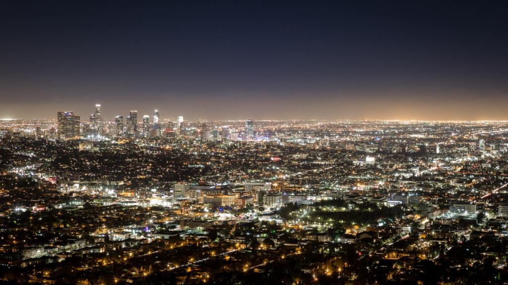 El cielo nocturno pierde su oscuridad: una gran revisión revela los efectos nocivos de la luz que engulle las noches