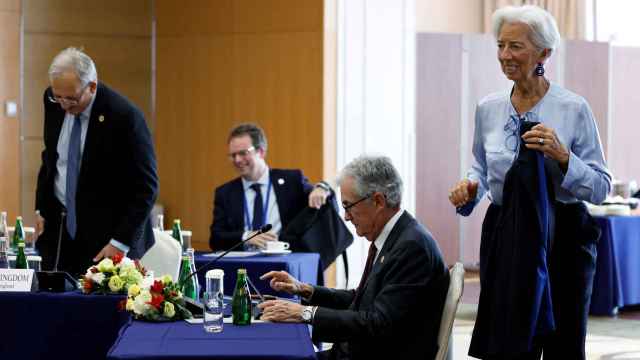 El presidente de la Reserva Federal (Fed), Jerome Powell, y la presidenta del Banco Central Europeo (BCE), Christine Lagarde, durante una reunión del G7.