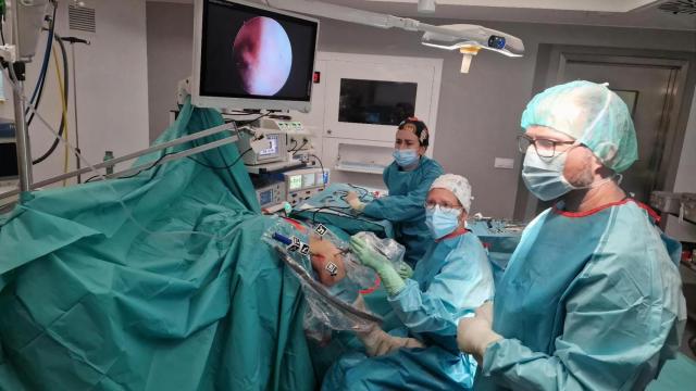 Cirugías a través de realidad virtual aumentada en Galicia