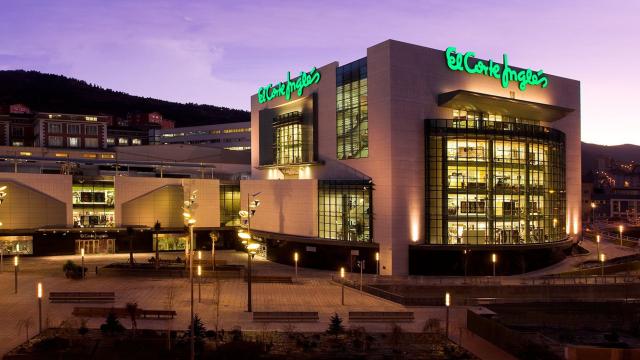 El Corte Inglés gana 870 millones de euros y dispara sus ventas hasta los 15.327 millones de euros