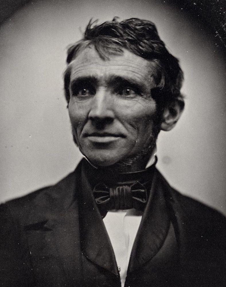 Charles Goodyear. https://es.wikipedia.org