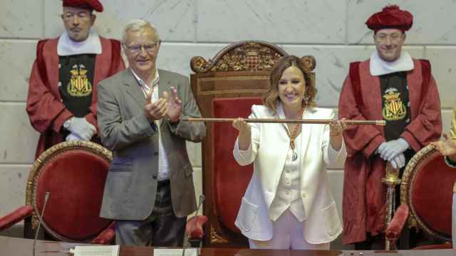 María José Catalá y Joan Ribó en el pleno celebrado este sábado.