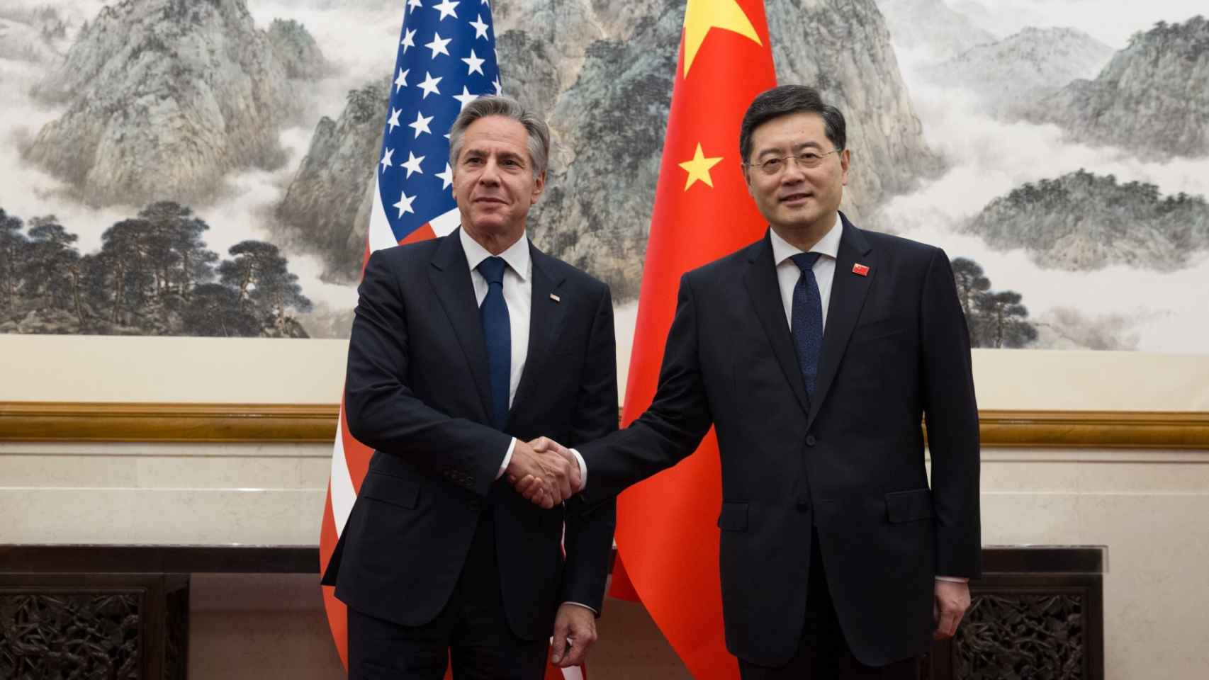 El canciller chino confirma a Blinken que las relaciones China - EEUU están en el punto más bajo