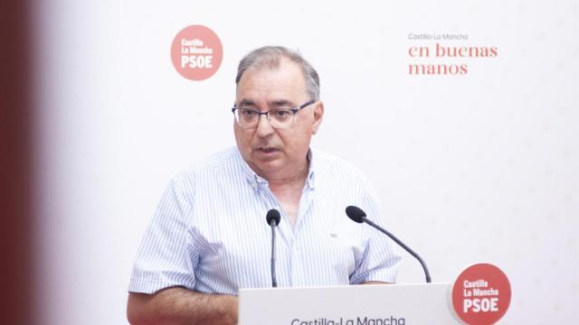 El presidente del Grupo Socialista en las Cortes, Fernando Mora.