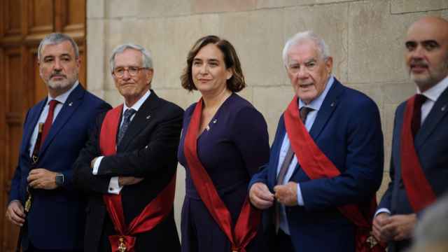 Jaume Collboni, alcalde de Barcelona, junto a Xavier Trías, Ada Colau, Ernest Maragall y Daniel Sirera, el pasado sábado.
