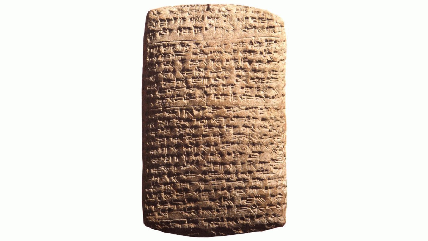 Una del as cartas de Amarna con escritura cuneiforme.