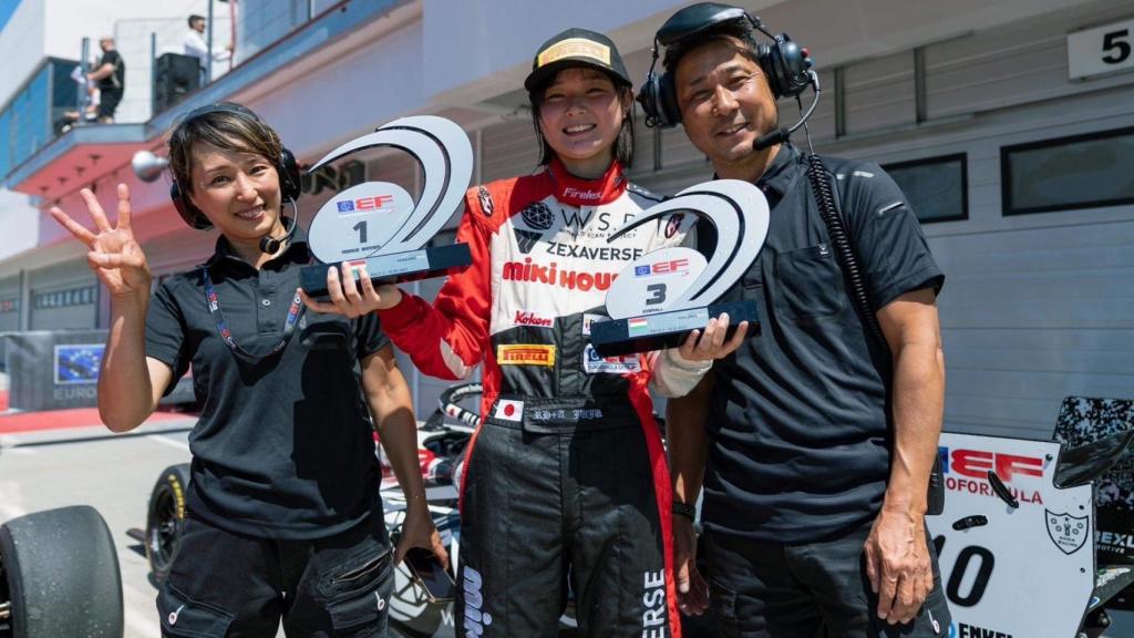 Juju Noda, la única piloto femenina de la Euroformula.