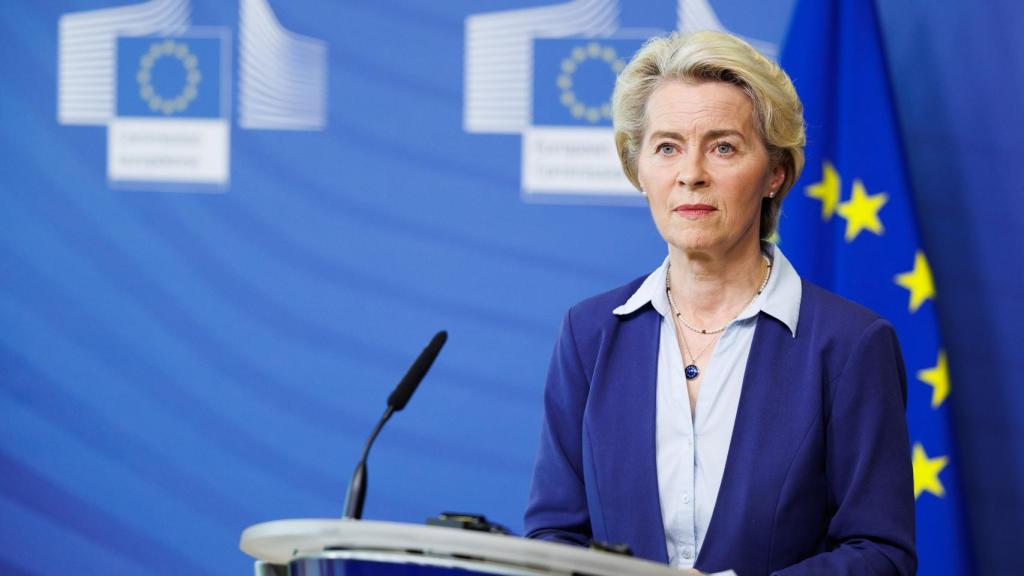 La presidenta de la Comisión, Ursula von der Leyen, durante su rueda de prensa de este martes