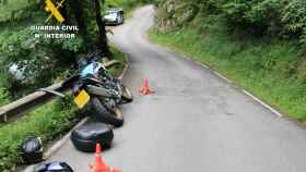Lugar donde se produjo en accidente entre el turismo y las dos motos en la provincia de León