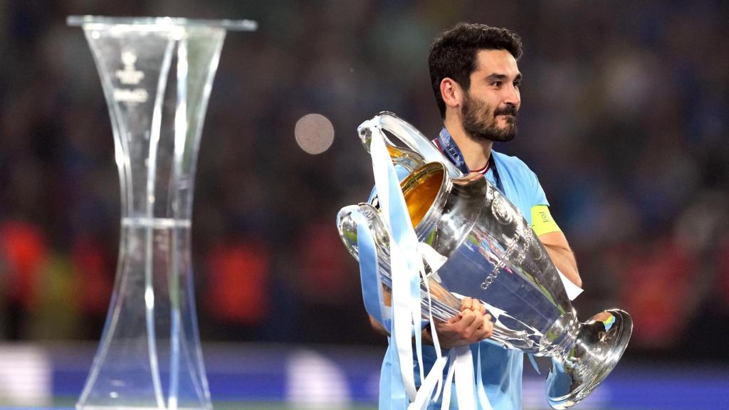 Ilkay Gündogan, con la 'Orejona' después de que el Manchester City ganase la Champions League 2022/2023