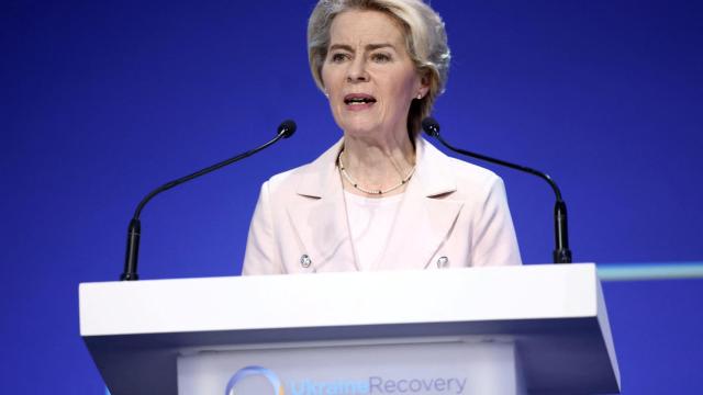 La presidenta Ursula von der Leyen, durante su discurso de este miércoles en la conferencia sobre la reconstrucción de Ucrania en Londres