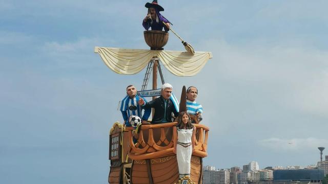 La falla de San Juan en la playa de Riazor.