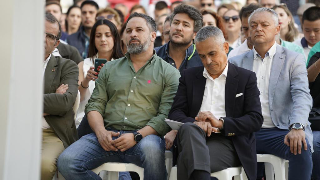 Ángel Pelayo junto a Santiago Abascal durante la pasada campaña electoral.