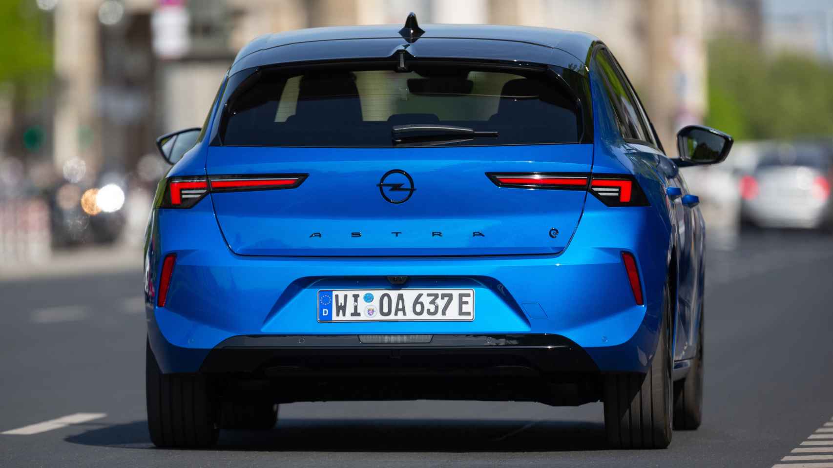 El Opel Astra eléctrico pesa lo mismo que la versión híbrida enchufable.