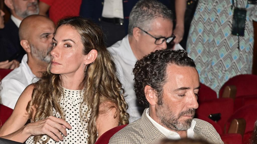 La hermana de Letizia fue captada entre el público de la conferencia.